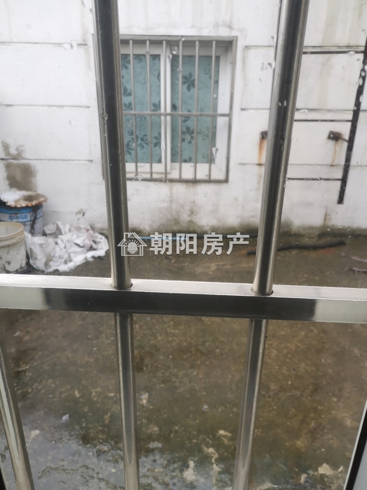 淮望三期 138平 精装三室朝南 满两年 交通便利