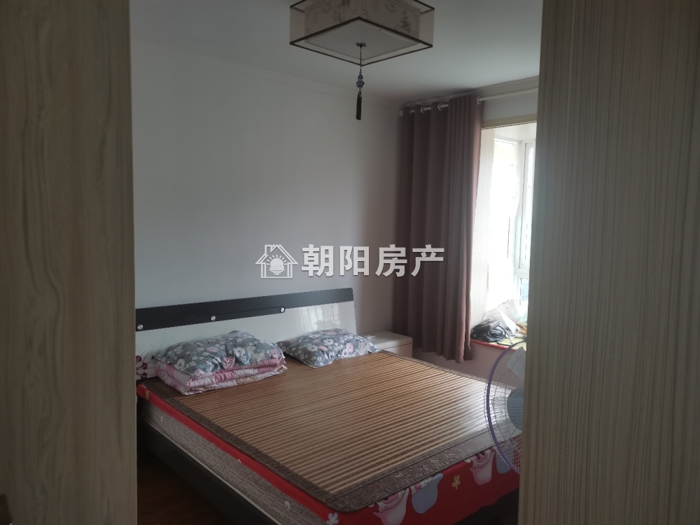 淮望三期 138平 精装三室朝南 满两年 交通便利