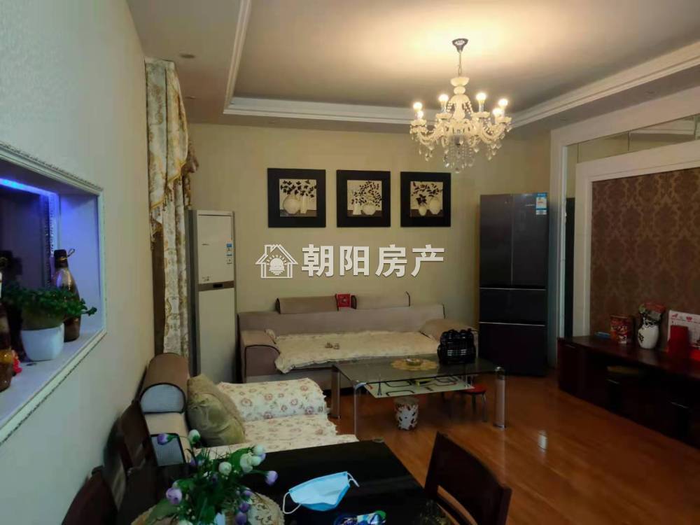 金玉花园 90平 精装两室朝南 交通便利 配套齐全