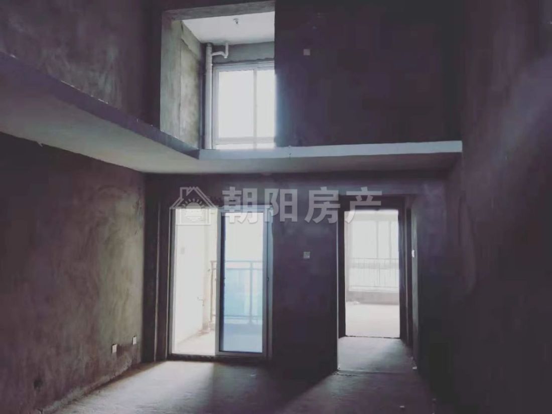金地新天地 70平 南向采光三室 满两年 交通便利