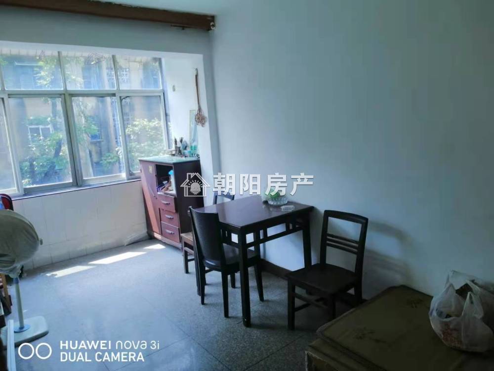 东淮公交大院 42平 朝南一室一厅 满两年 普装 交通便利