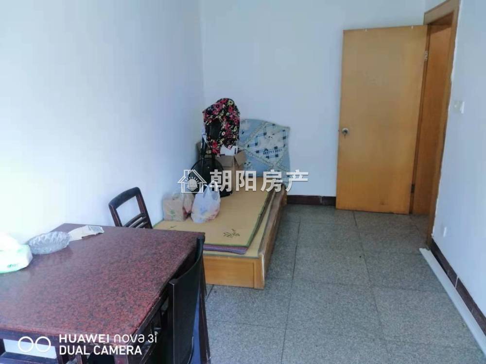 东淮公交大院 42平 朝南一室一厅 满两年 普装 交通便利