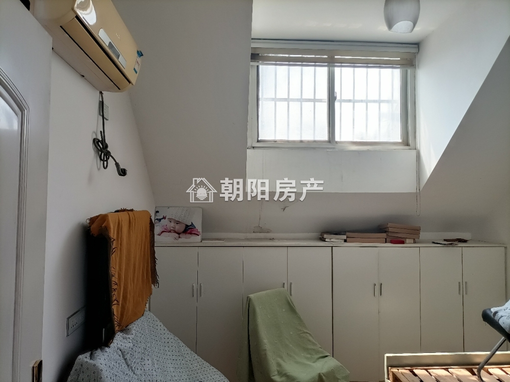 锦绣东苑 73平 朝南两室 满两年 单价2054元/平
