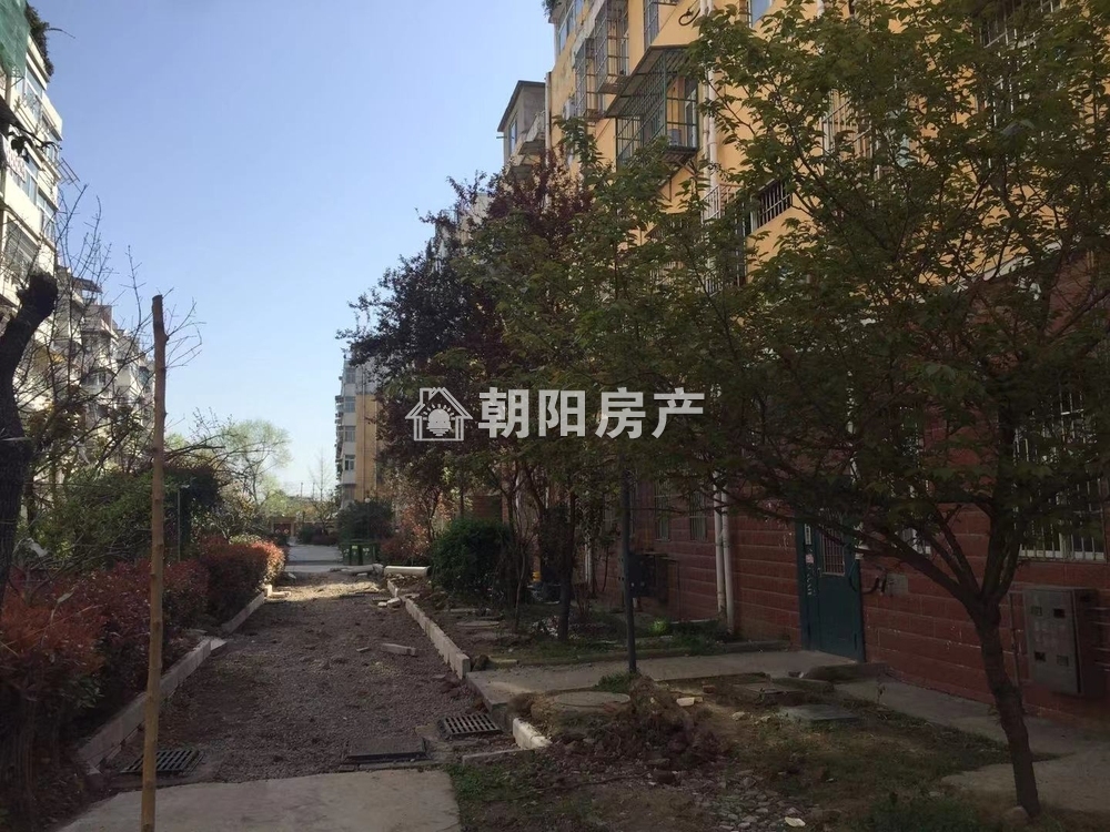 锦绣东苑 73平 朝南两室 满两年 单价2054元/平
