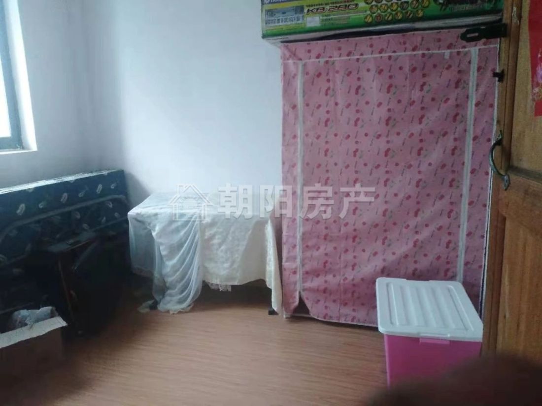 现代汉城 106平 精装南朝三室 满两年 交通便利 学区房