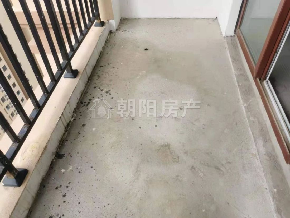 西城公馆 95平 南向高采光三室 配套齐全 毛坯可定制