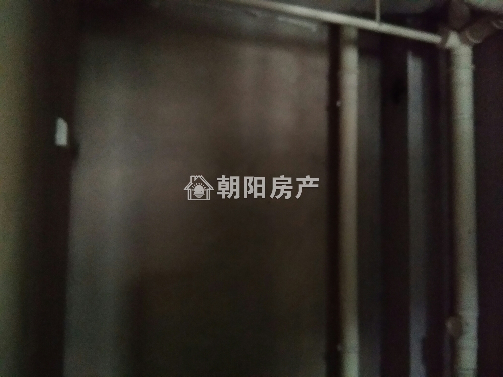 放响村 77平 南向两居 采光好 交通便利