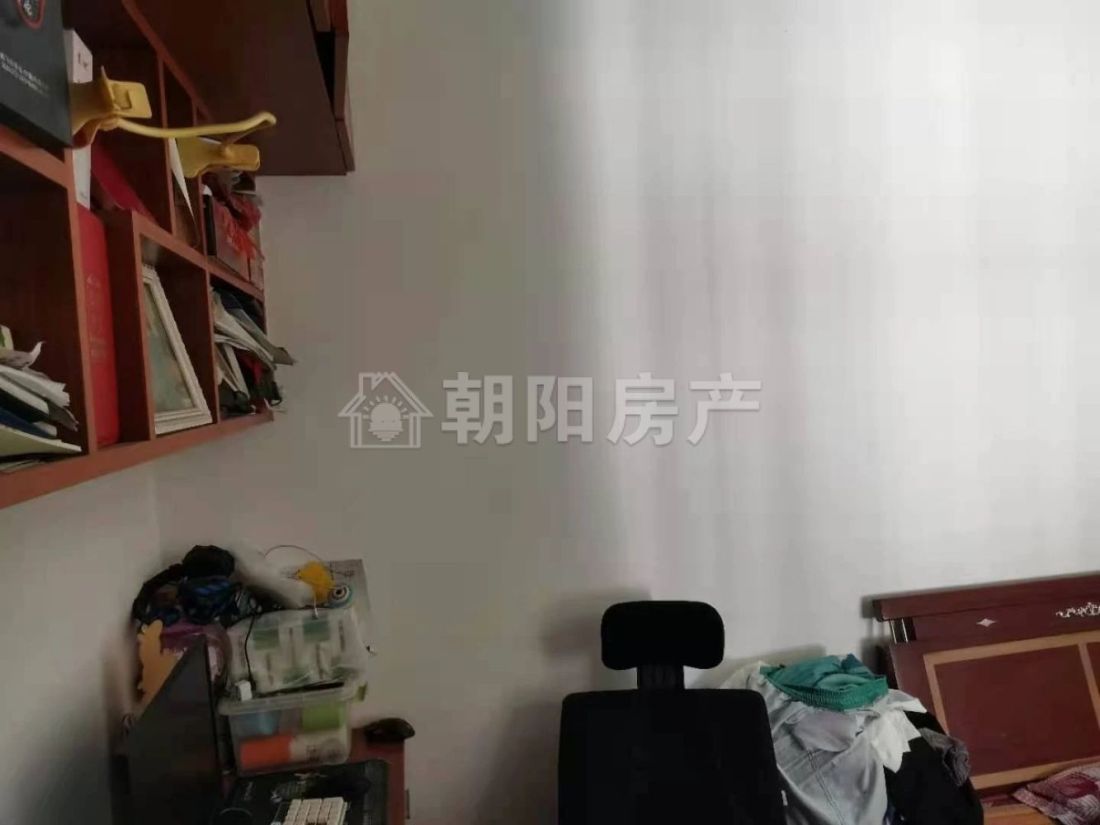 谢三村南区 98平 南向三室 满两年 学区房 随时看房