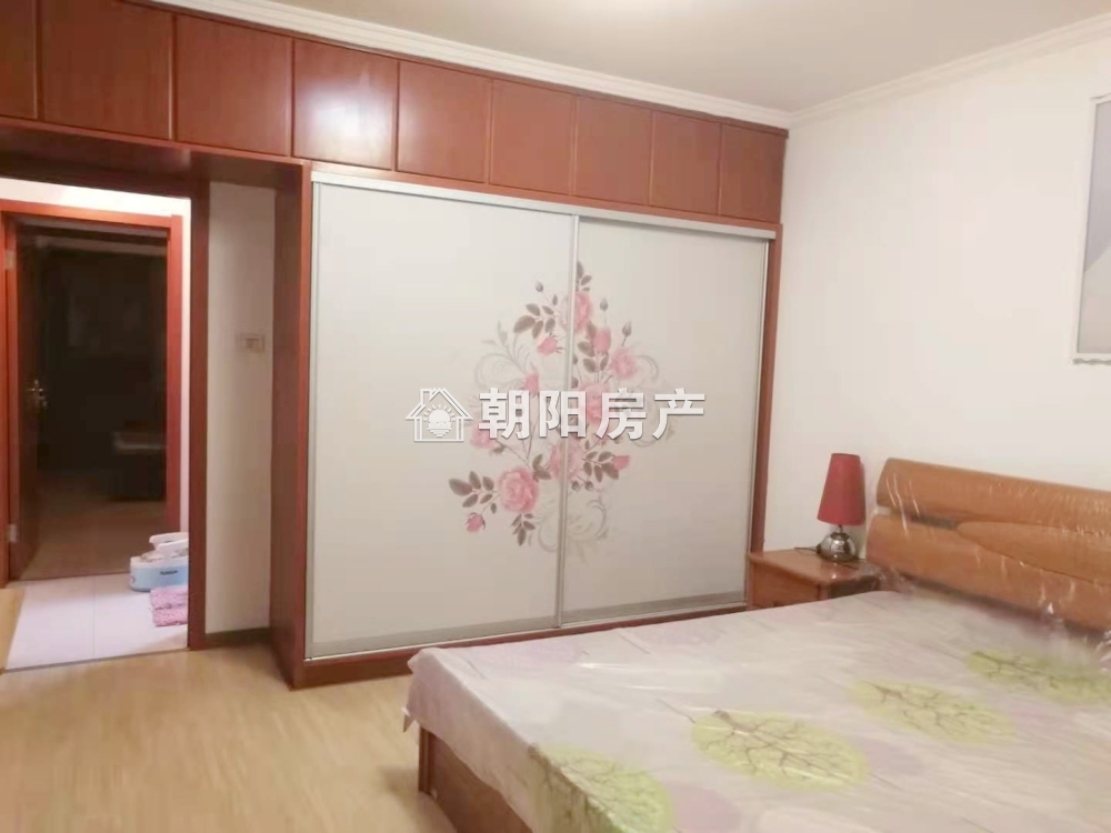 桃源居 87平 南向精装两室 满两年 公园旁