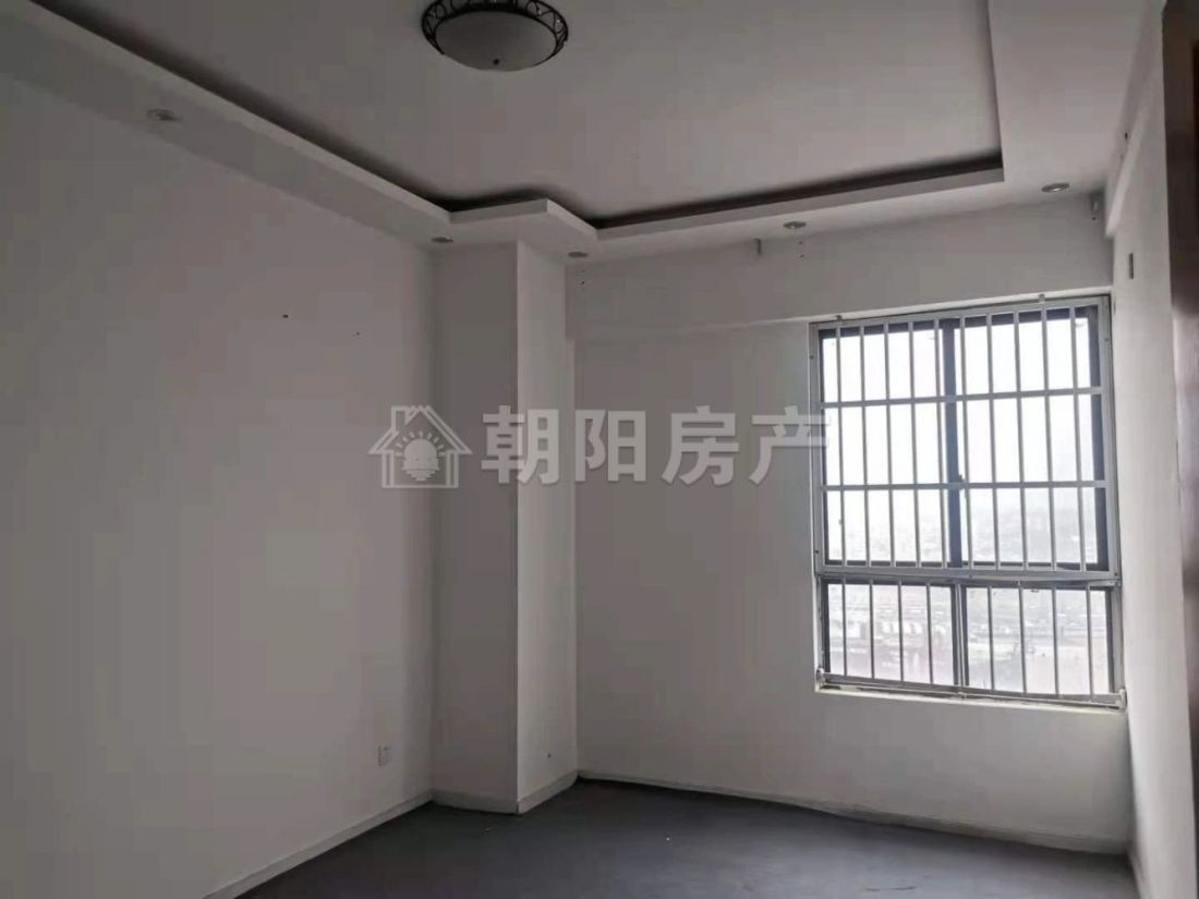 华夏中央广场 105平 南向三居 学区房 满两年