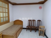 龙泉村 62平 朝南两室 交通便利 满两年 700元/月