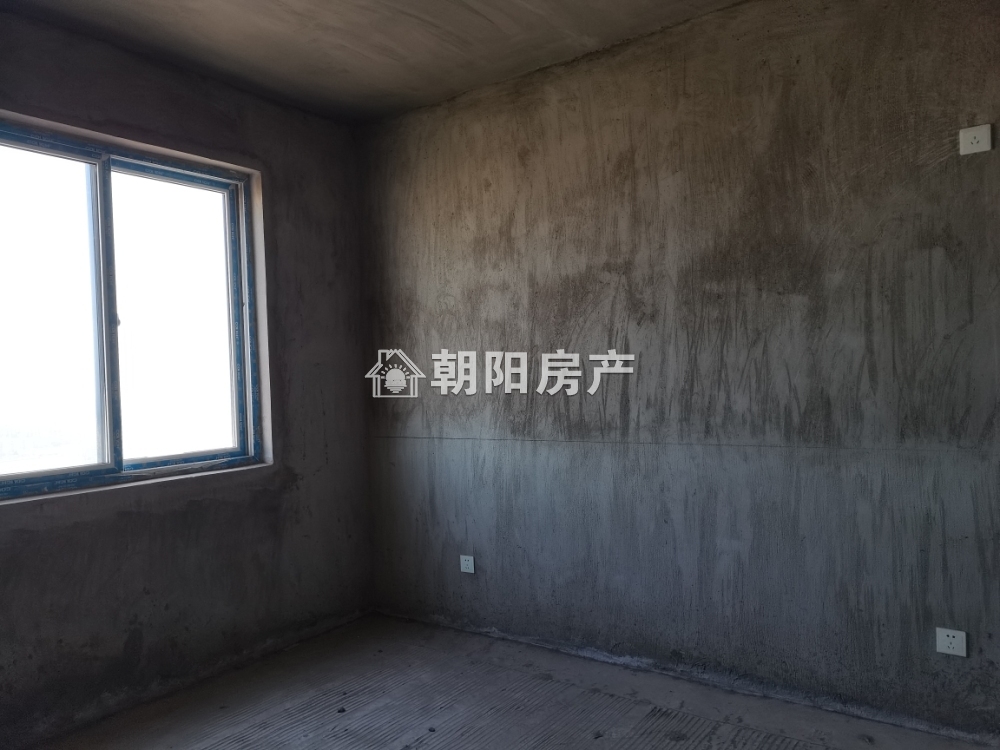 东城国际 115平 南向三室 高楼层采光好 交通便利