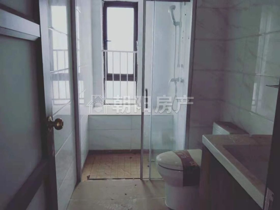 凤台碧桂园西区 142平 精装三室朝南 满五唯一 学区房