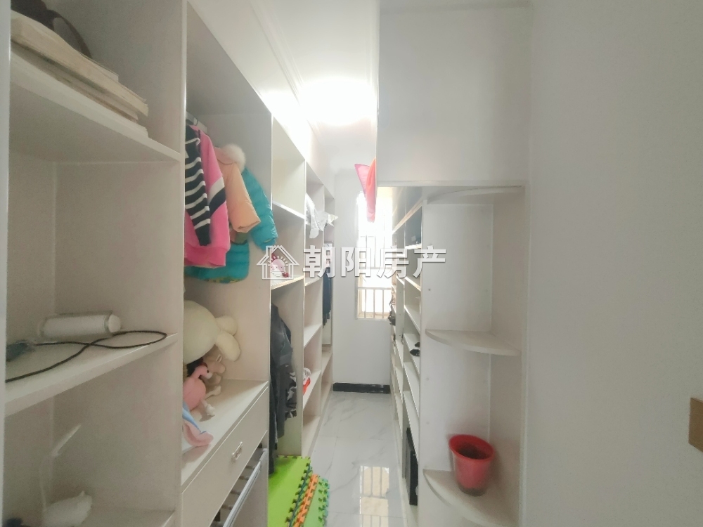 居仁村二区 126平 南朝向三室二厅 精装 采光好