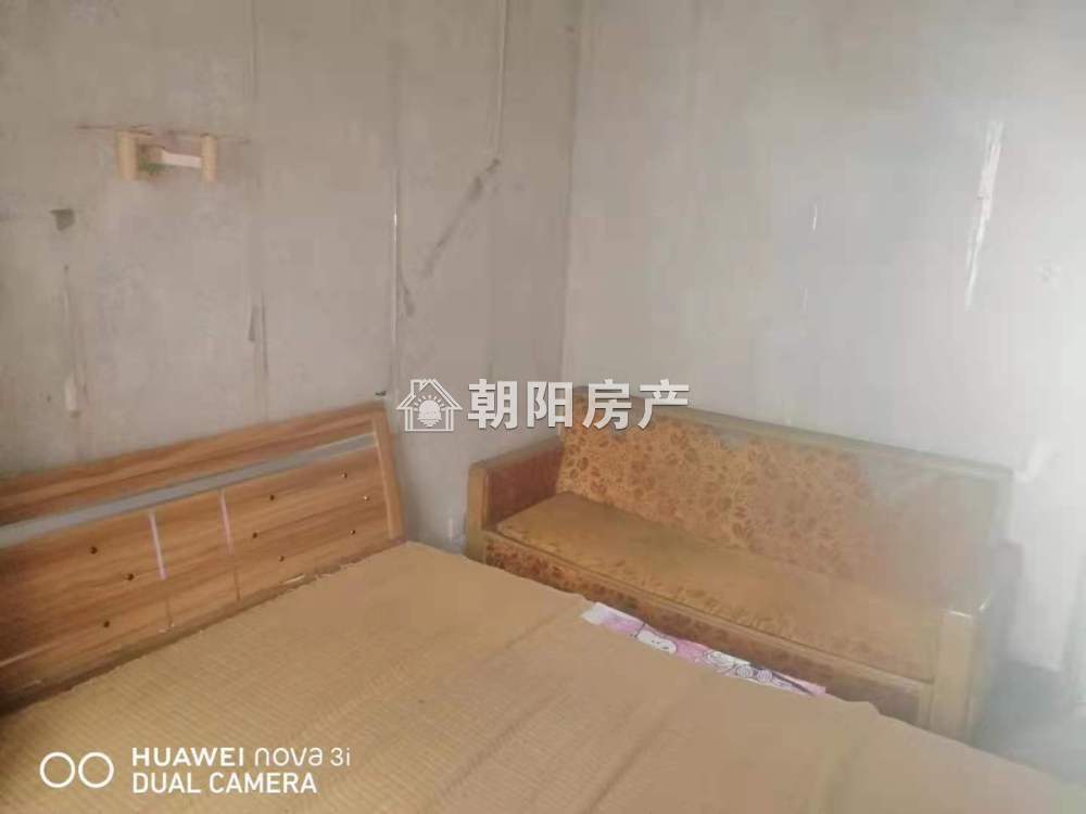 江陈小区 60平 朝南两室一厅 简装 随时看房
