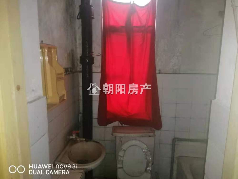 江陈小区 60平 朝南两室一厅 简装 随时看房