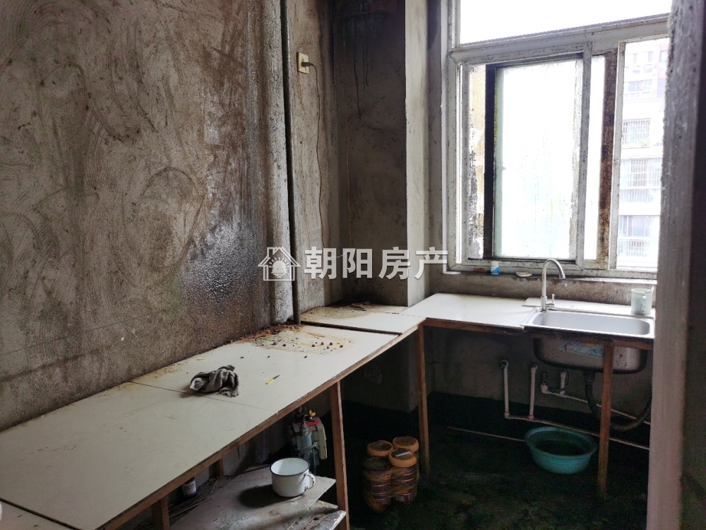 金域蓝湾 125平 南向三居 学区房 满两年 采光好