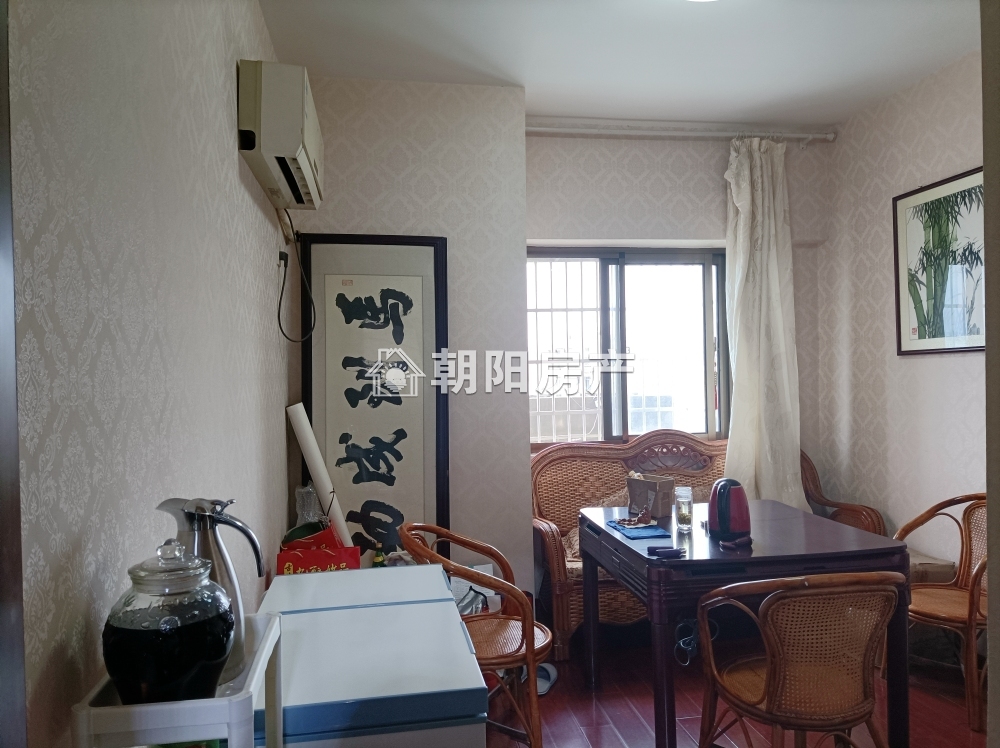 中环国际 85平 南向精装两室 满两年 随时看房