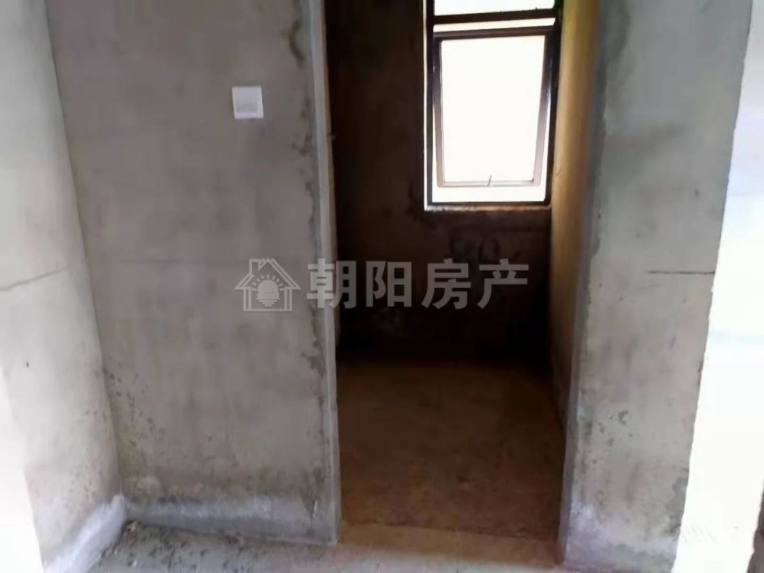 兰亭苑 109平 南向三室 6198元/平 学区房 交通便利