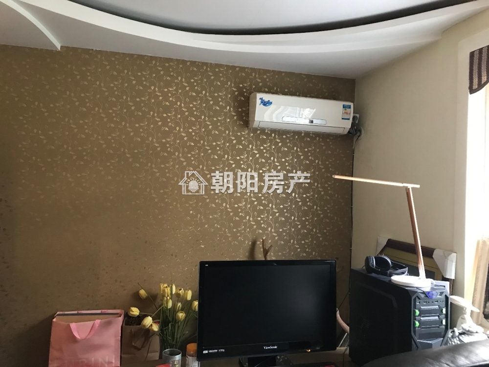 沁园小区 133平 南向三室精装 学区房 交通便利