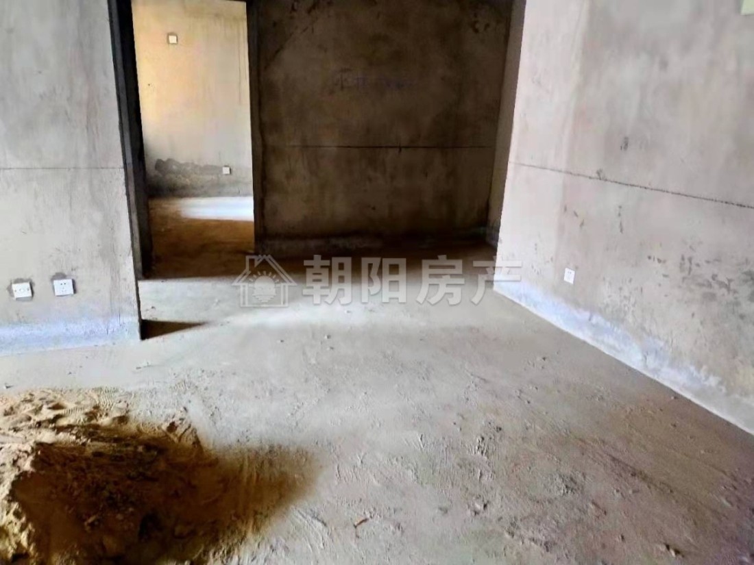 兰亭苑 109平 南向三室 6198元/平 学区房 交通便利