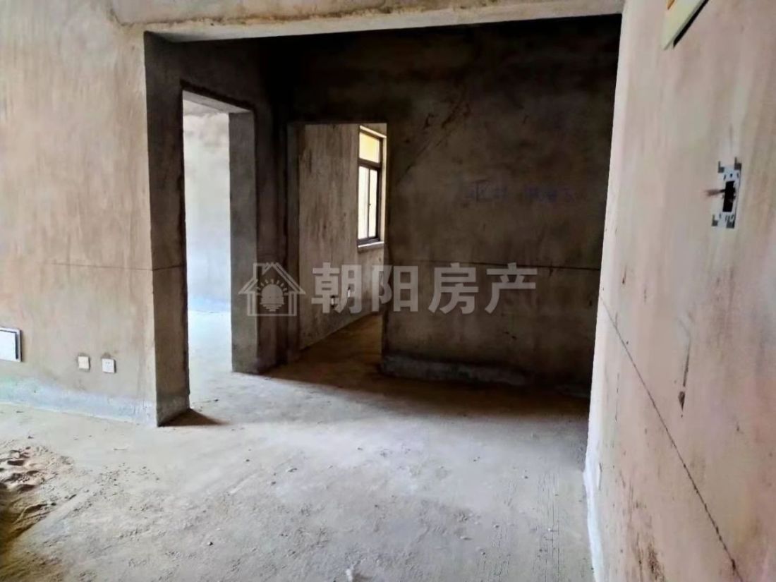 兰亭苑 109平 南向三室 6198元/平 学区房 交通便利