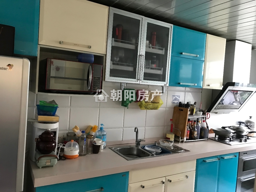 沁园小区 133平 南向三室精装 学区房 交通便利