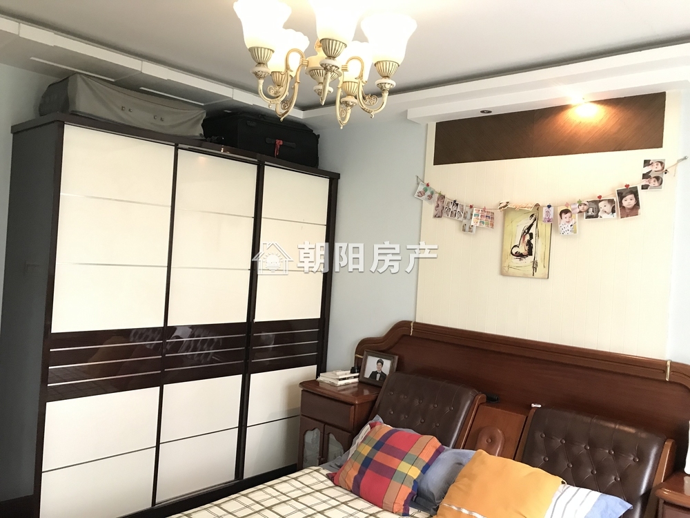 沁园小区 133平 南向三室精装 学区房 交通便利