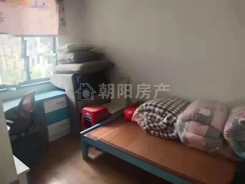 现代汉城C区 94平 南向精装三居 满两年 交通便利 学区房
