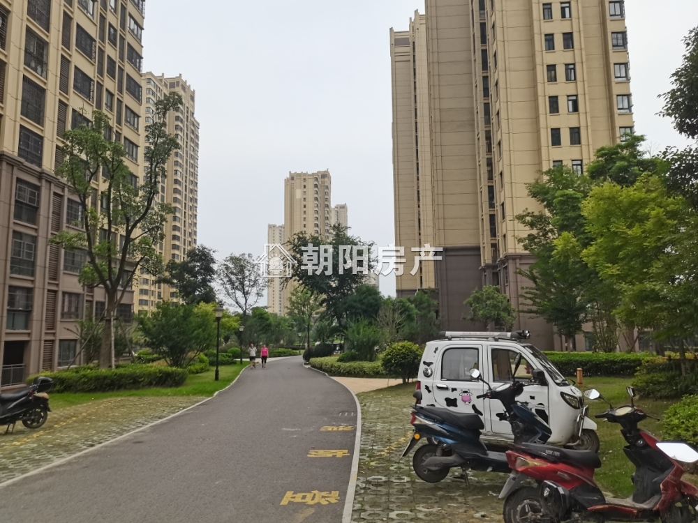 泉山湖香颂小镇 89平 朝南两居 毛坯出租 交通便利 学区房