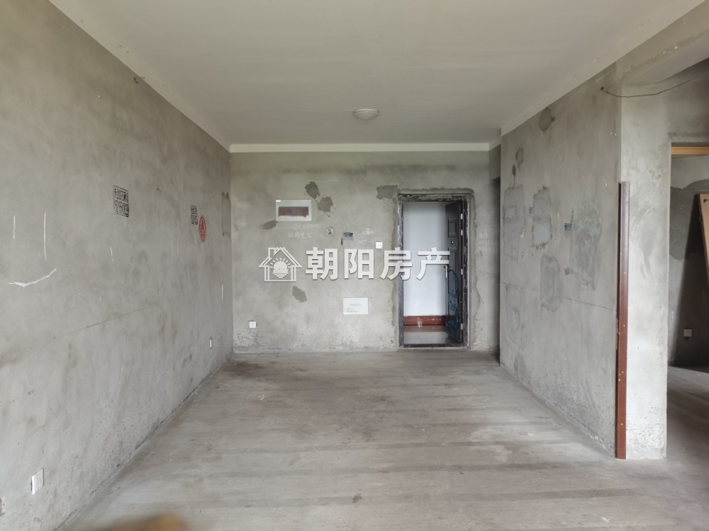泉山湖香颂小镇 89平 朝南两居 毛坯出租 交通便利 学区房