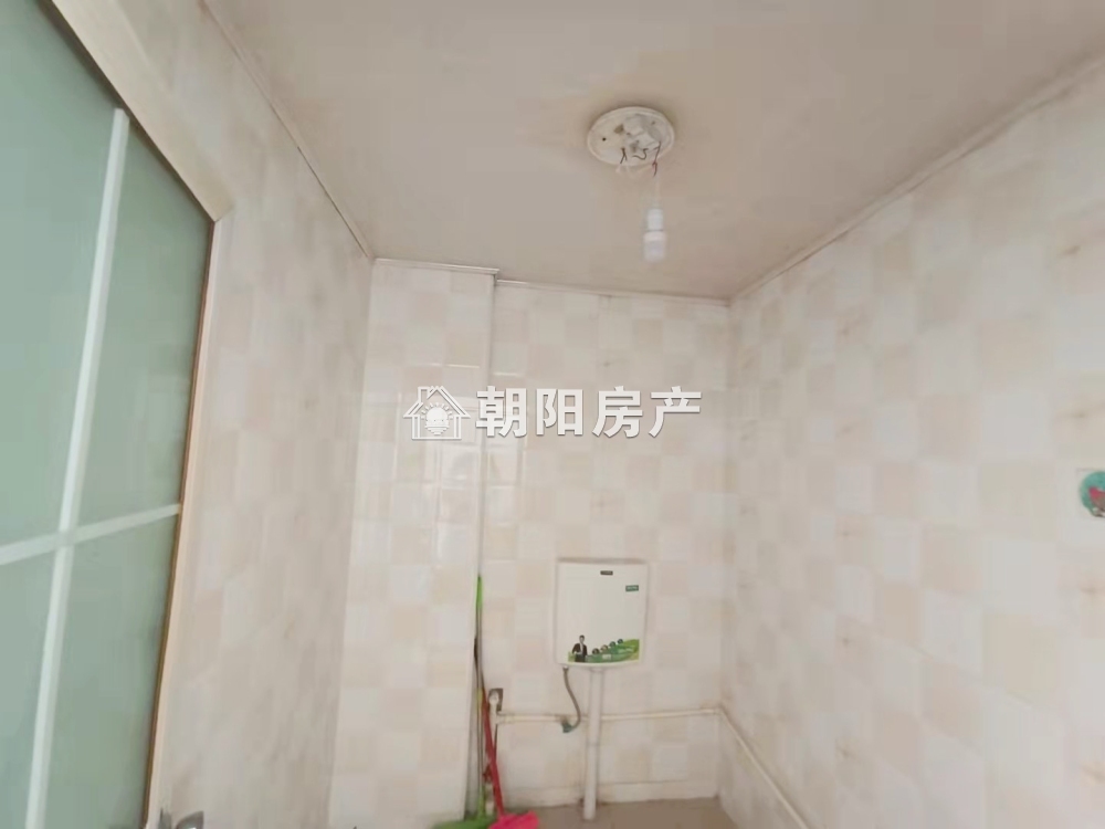 翰林逸品 32平 临街旺铺 优质地段 人流密集