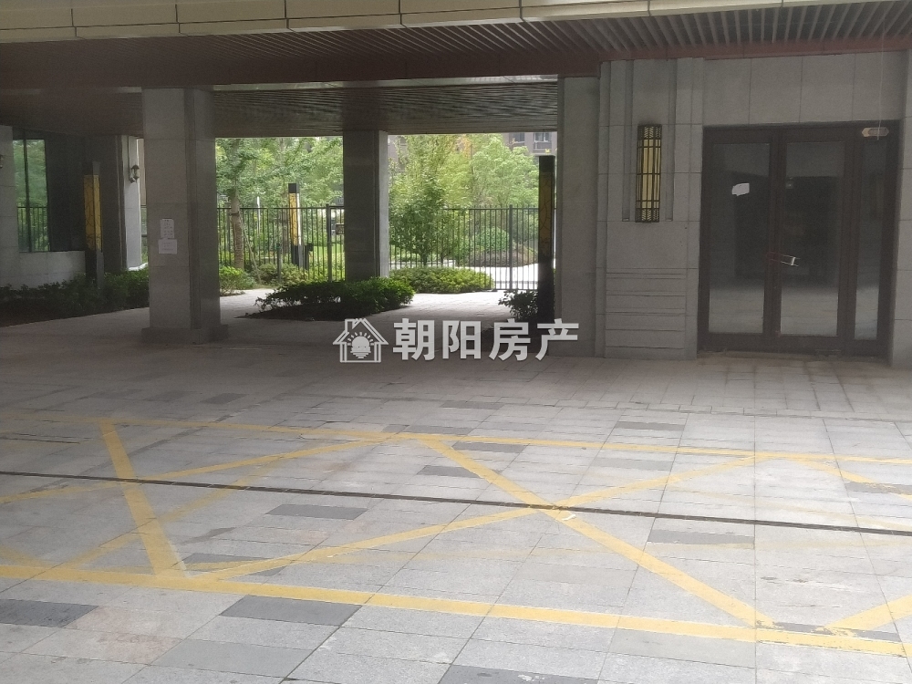 万茂华府 36平 临街旺铺 优质地段 人流密集 简装交付
