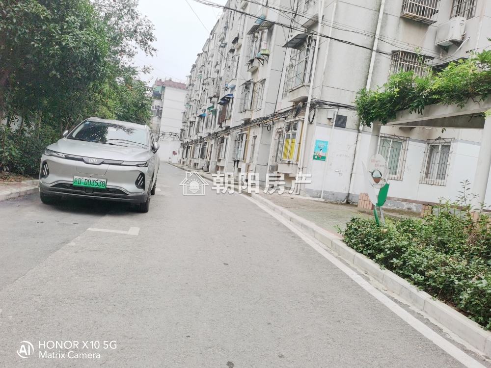 园丁小区 73平 南向两居 满两年 学区房 配套齐全