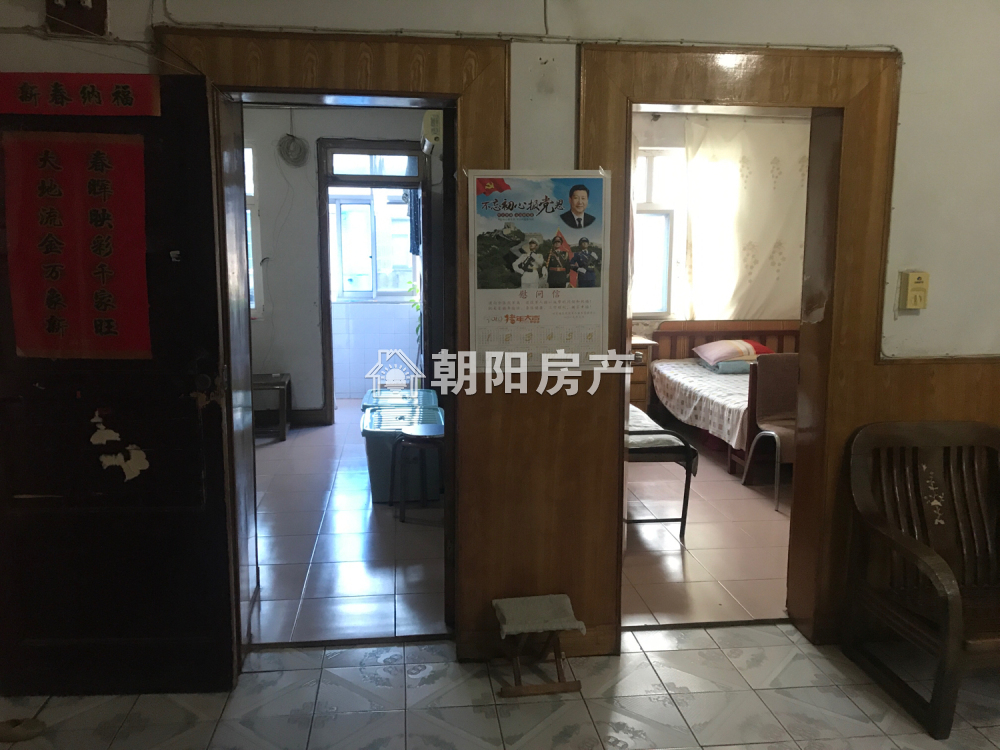 舜耕四区 70平 南向两居 采光好 交通便利 简装