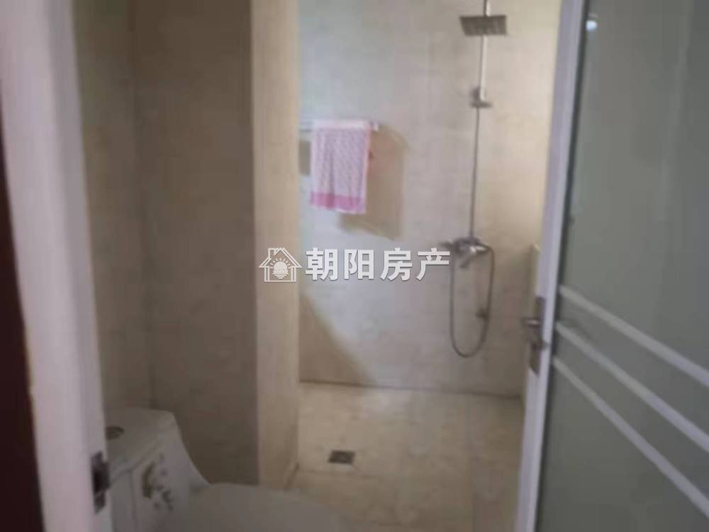 西湖春天 92平 南向两室精装 学区房交通便利