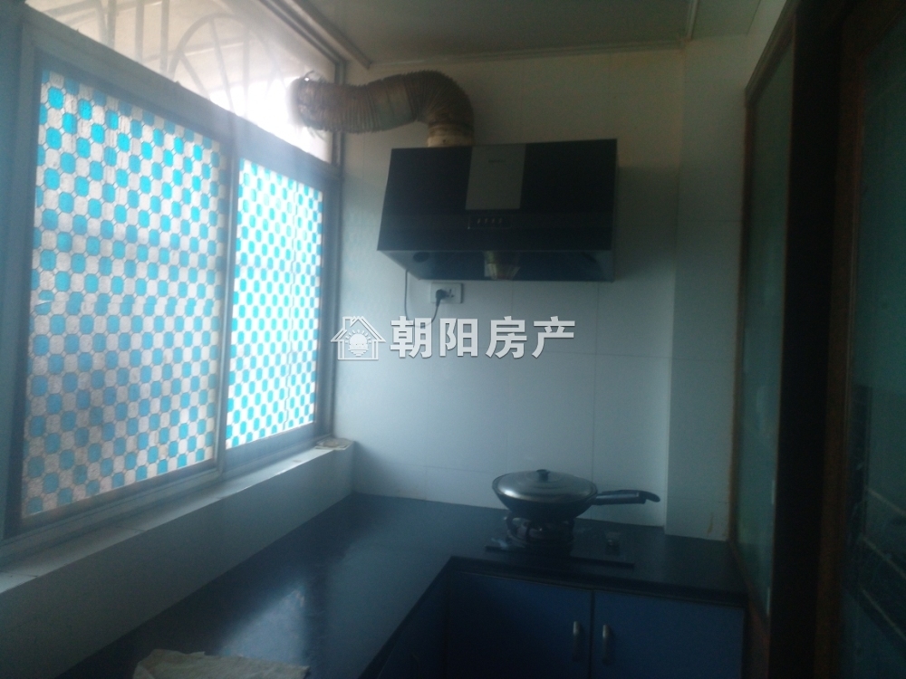 金凤小区 117平 南向采光好三居 交通便利 学区房