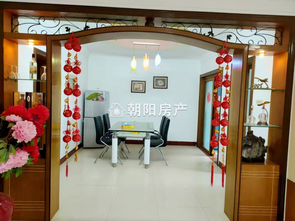 计委小区 118平 南向三室一卫 满两年 交通便利 2966元/平