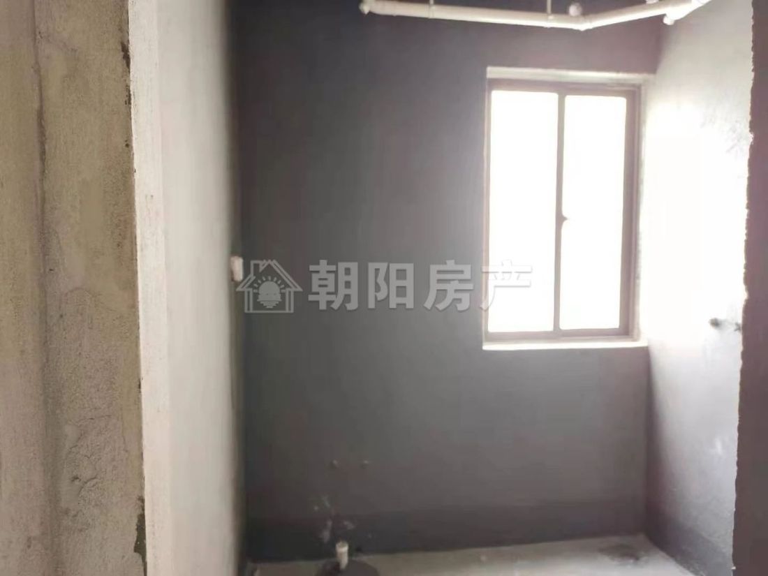 天下明珠 119平 南向三居毛坯 7383元/平 学区房