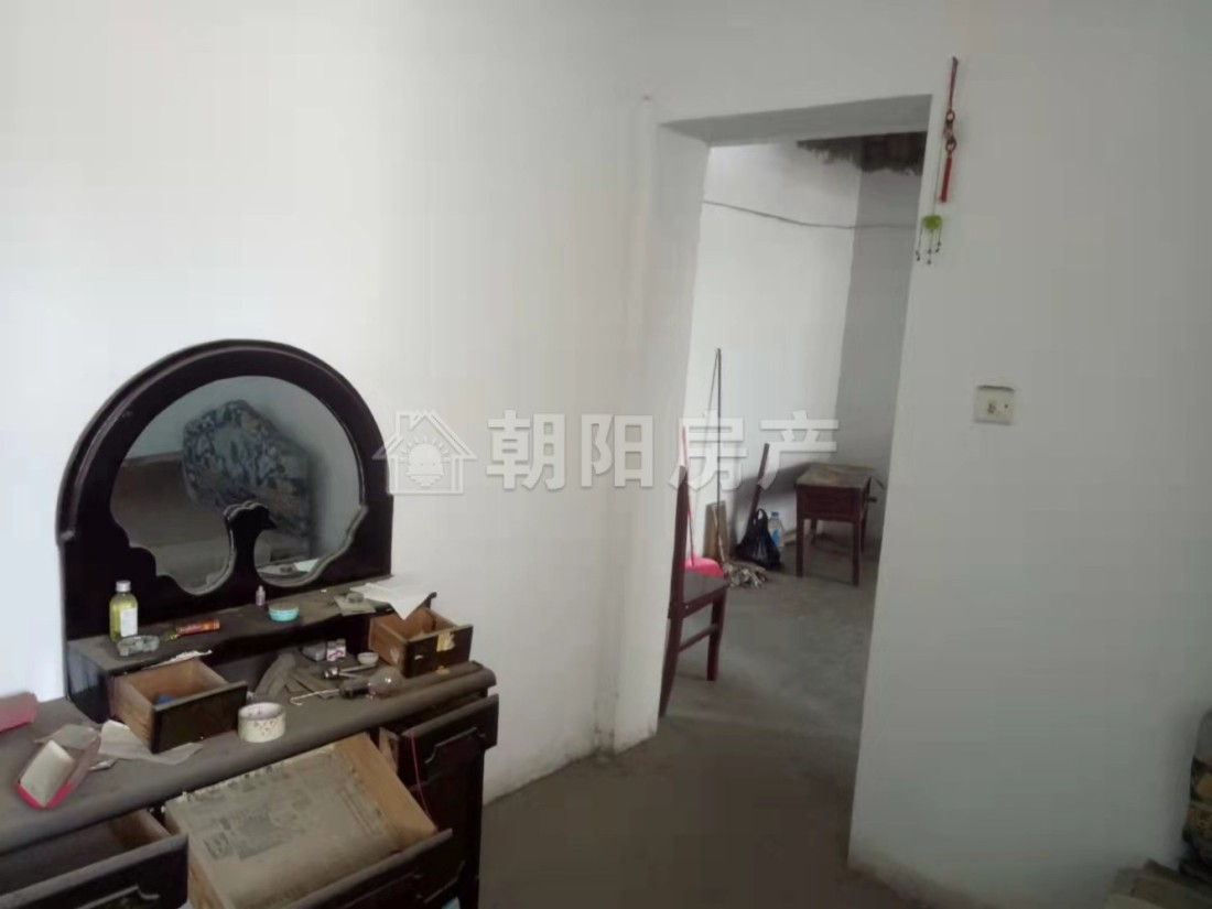 河东小区 98平 南向三居 高楼层采光好 交通便利