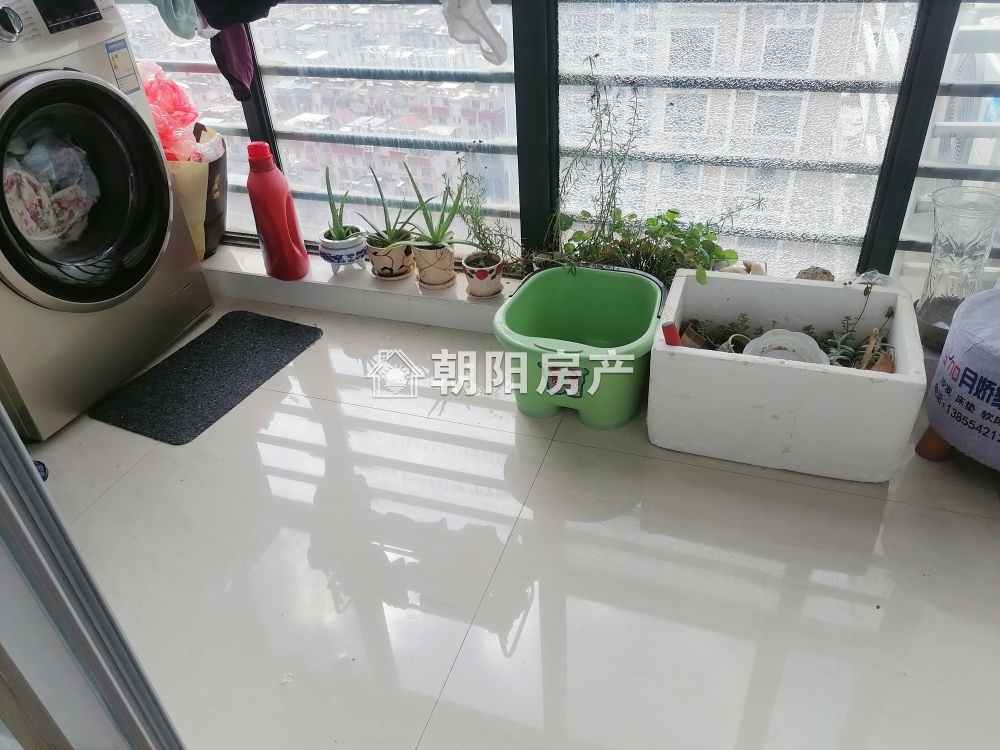 广场景苑 86平 南向精装两居 满两年 学区房