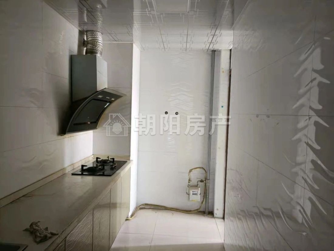 紫金苑 110平 南向三居 6364元/平 学区房满两年