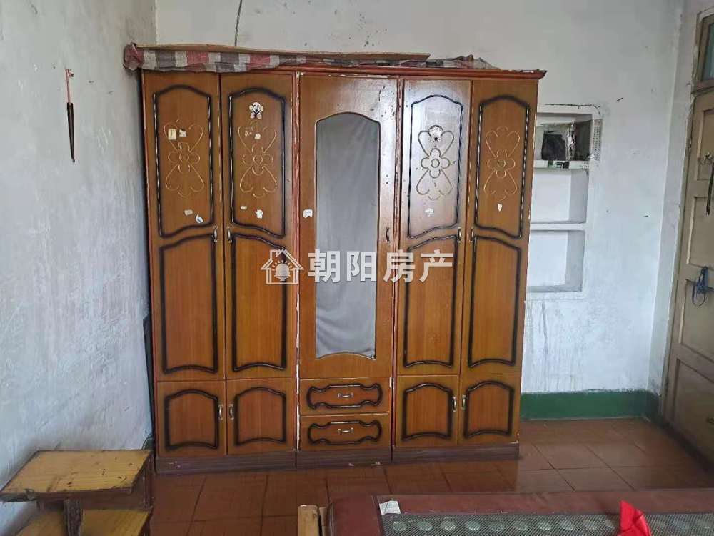 水利局家属楼 80平 朝南两室 交通便利 学区房 随时看房