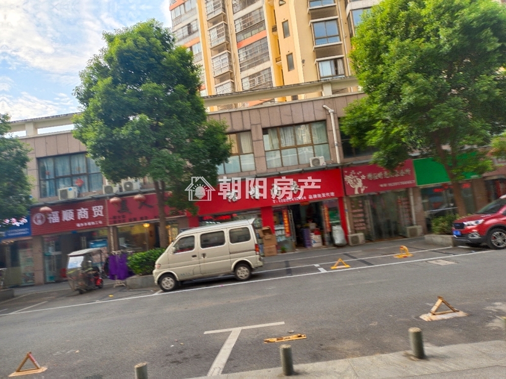 云景豪庭 91平 临街旺铺 满五唯一 紧邻地铁