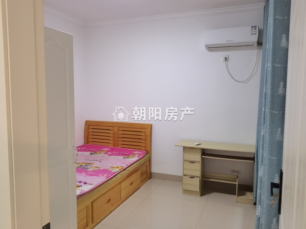 英伦联邦 81平 南向两居 环境好