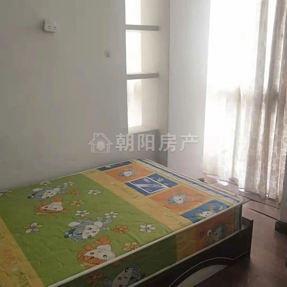 润地广场 130平 南向精装三室 满五唯一 4154元/平