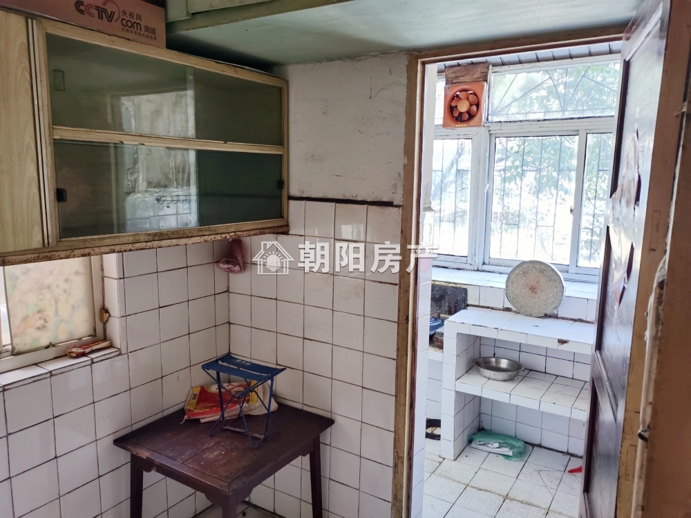 舜耕三区 55平 南向两室 简装 交通便利