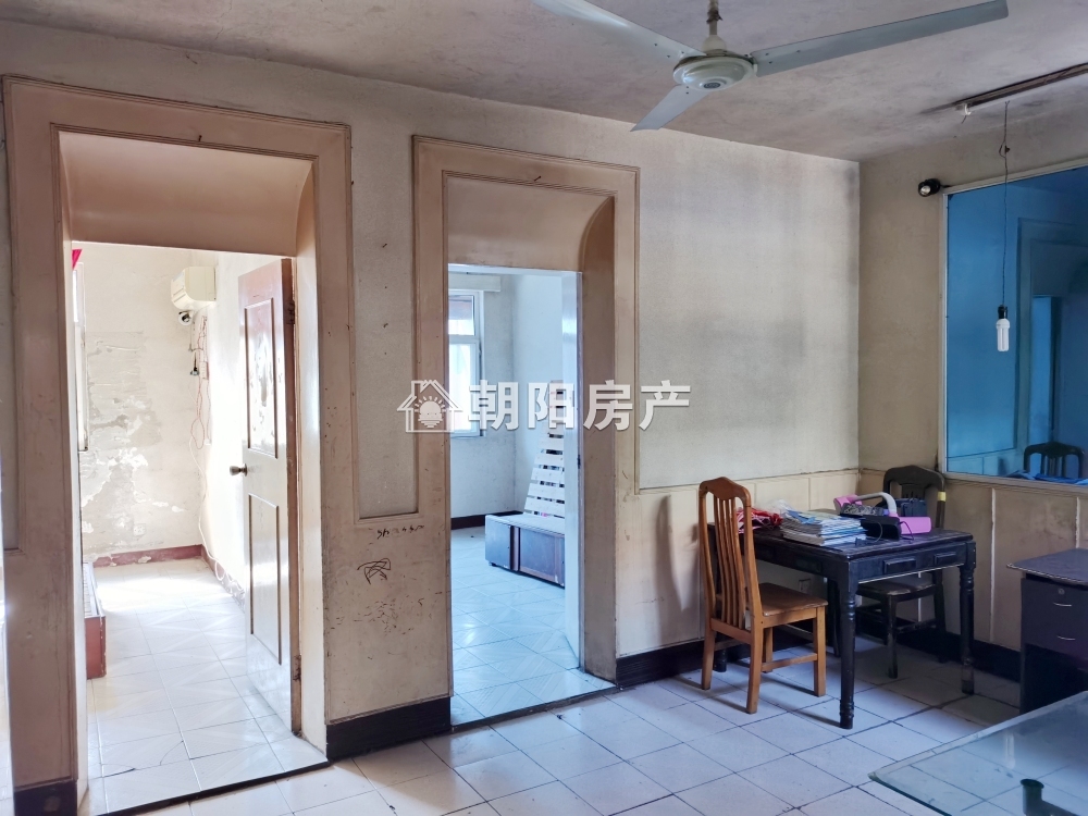 舜耕三区 55平 南向两室 简装 交通便利