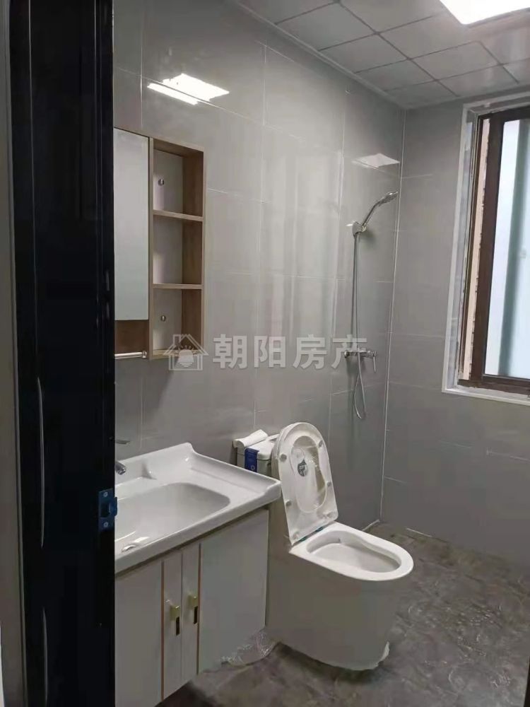 顺景天城睿园 125平 南向精装三室 交通便利 学区房