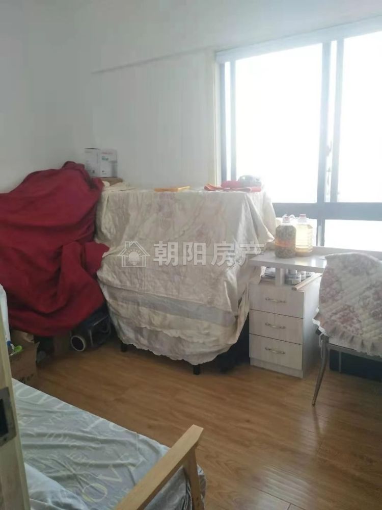 华夏中央广场 104平 南向精装三居 学区房配套齐全
